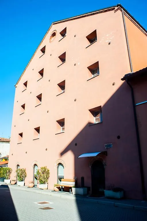 Lizard Hotel Комо Италия
